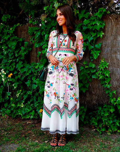 Paula Echevarría con un vestido de la firma MIOH