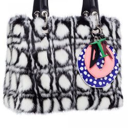 Bolso con tejido de pelo de la colección 'Lady Art' de Dior