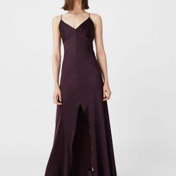 Vestido largo color berenjena de Mango para Navidad 2016