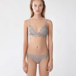 Conjunto de lencería gris de Oysho para Navidad 2016
