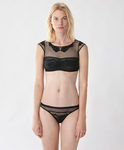 Top de encaje plumeti de Oysho para Navidad 2016