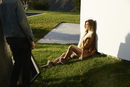Rosie Huntington-Whiteley con unos botines de UGG invierno 2017
