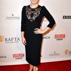 Amy Adams con un look bicolor en la Tea Party de los premios BAFTA en Los Ángeles