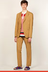 Traje de color camel de Tommy Hilfiger primavera/verano 2017