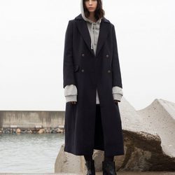 Abrigo de estilo navy de Pull&Bear invierno 2017