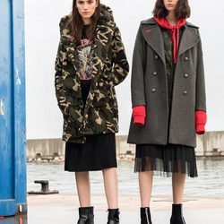 Abrigos de estilo militar de Pull&Bear invierno 2017