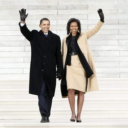 Michelle Obama con un total look con su marido Barack Obama en el 2009