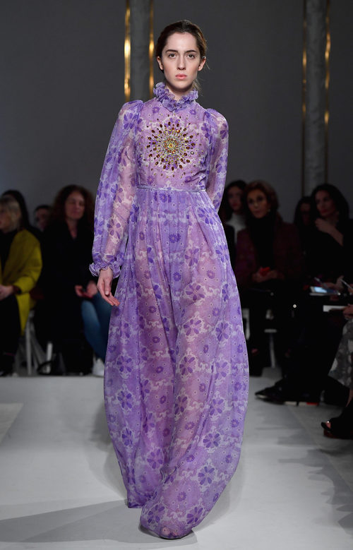 Vestido transparente de Giambattista Valli primavera/verano 2017 en la Semana de la Alta Costura de París