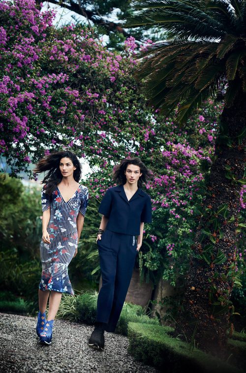 Lily Aldridge y McKenna Hellam en la campaña primavera/verano 2017 de Salvatore Ferragamo