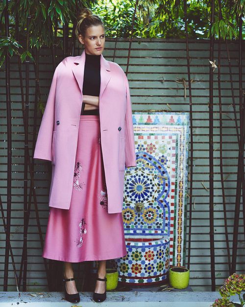 Abrigo oversize de color rosa de L.K.Bennett colección primavera/verano 2017