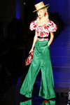 Pantalón verde de Jean Paul Gaultier primavera/verano 2017 en la Semana de la Alta Costura de París