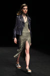 Chaqueta de cuero de TCN primavera/verano 2017 en la 080 Barcelona Fashion