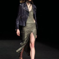 Chaqueta de cuero de TCN primavera/verano 2017 en la 080 Barcelona Fashion