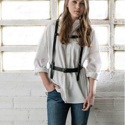 Camisa y tirantes de Stradivarius colección San Valentín 2017