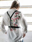 Camisa bordada de Stradivarius colección San Valentín 2017