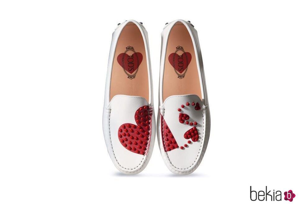 Mocasines blancos de Tod's colección San Valentín 2017