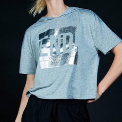 Camiseta gris deportiva de Lefties primavera/verano 2017