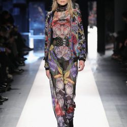 Jumpsuit floral de Desigual otoño/invierno 2017/2018 en la New York Fashion Week