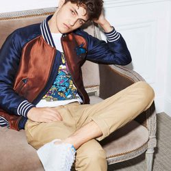 Anwar Hadid con una bomber de Zadig & Voltaire primavera/verano 2017