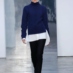 Jersey de lana de Carolina Herrera otoño/invierno 2017/2018 en la New York Fashion Week