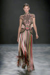 Vestido multicolor de Marchesa otoño/invierno 2017/2018 en la New York Fashion Week