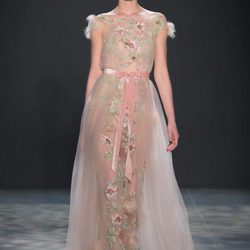 Vestido floral de Marchesa otoño/invierno 2017/2018 en la New York Fashion Week