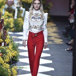Camisa con volumen de Jorge Vázquez otoño/invierno 2017/2018 en la Madrid Fashion Week