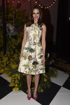 Eva González con un vestido sencillo en el desfile de Jorge Vázquez en la Madrid Fashion Week