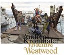 Pamela Anderson posando para Vivienne Westwood primavera/verano 2017