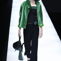 Chaqueta greenery de Giorgio Armani otoño/invierno 2017/2018 en la Milán Fashion Week