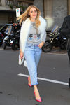 Chiara Ferragni con un look casual en las calles de Milán