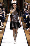 Vestido mini negro de Lanvin otoño/invierno 2017/2018 en la Paris Fashion Week