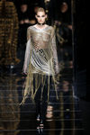 Camisa con transparencias de Balmain otoño/invierno 2017/2018 en la Paris Fashion Week