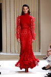 Vestido largo con encaje de Giambattista Valli otoño/invierno 2017/2018 en la Paris Fashion Week