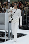 Total look white de Chanel otoño/invierno 2017/2018 en la Paris Fashion Week