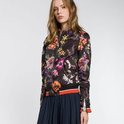 Bomber de flores de Replay primavera/verano 2017