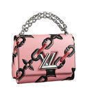 Bolso rosa con cadena de Louis Vuitton primavera/verano 2017