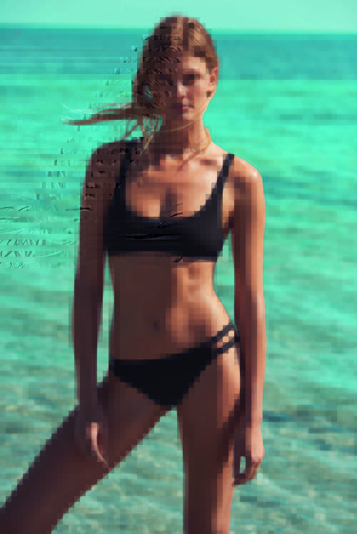 Bikini negro de Etam colección primavera/verano 2017