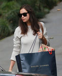 Irina Shayk con un vestido nude en California