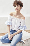 Camisa de escote bardot de Lefties primavera/verano 2017