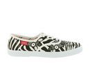 Clásica zapatilla bicolor de Victoria y Kukuxumusu primavera/verano 2017