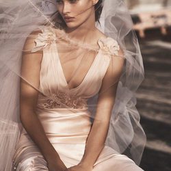Vestido de novia de seda rosa de Topshop primavera/verano 2017