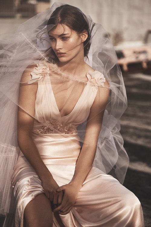 Vestido de novia de seda rosa de Topshop primavera/verano 2017