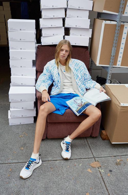 Chaqueta serigrafiada de la colección cápsula de Alexander Wang para Adidas Originals