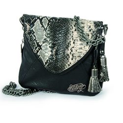 Modelo edurne de la nueva colección de Mustang para otoño/invierno 2011/2012