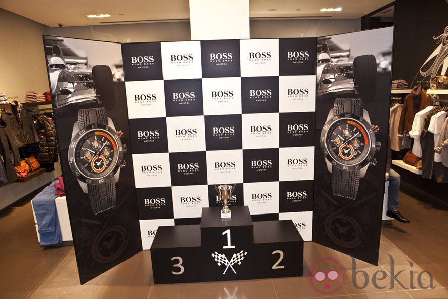 Podio de Boss Watches en la presentación del reloj Boss Racing de F1