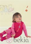 Niña con un precioso conjunto rosa de Compaigne des petites