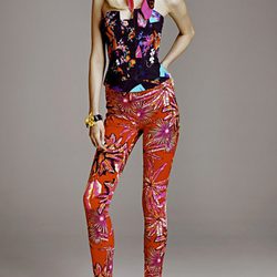 pantalones estampados y corpiño