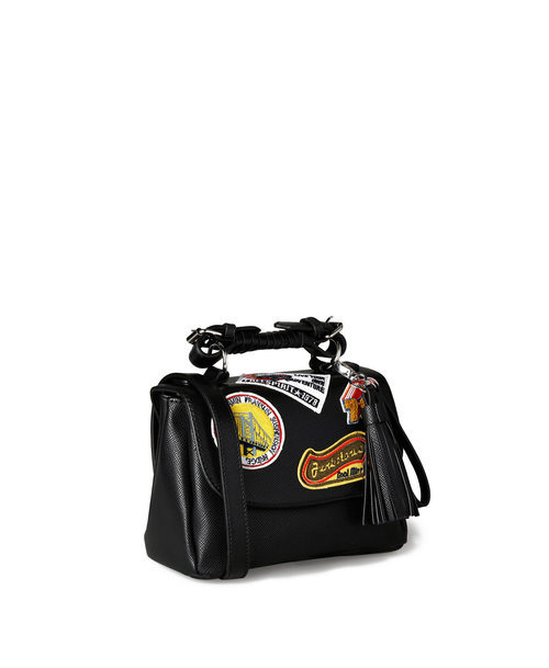 Bolso pequeño con parches de Steve Madden primavera/verano 2017