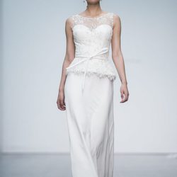 Vestido dos piezas de Hannibal Laguna en la Madrid Bridal Week 2017